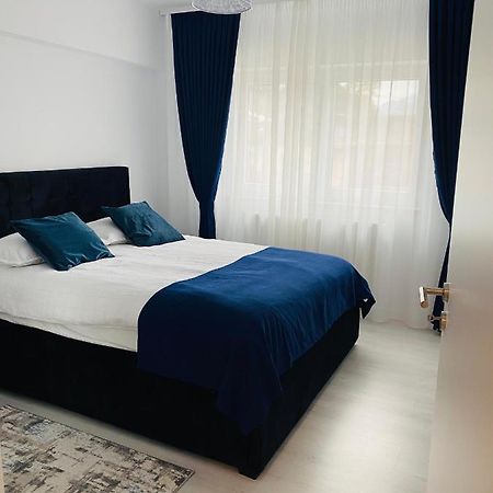 Luxury King Apartment Campulung Moldovenesc Ngoại thất bức ảnh